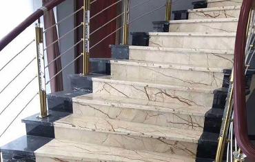 简约大理石楼梯