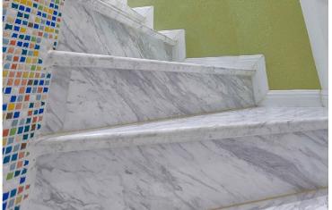 天然大理石楼梯